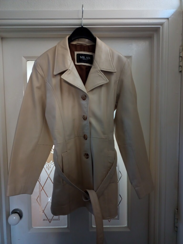 Cream Ladies Leather Jacket size 14 